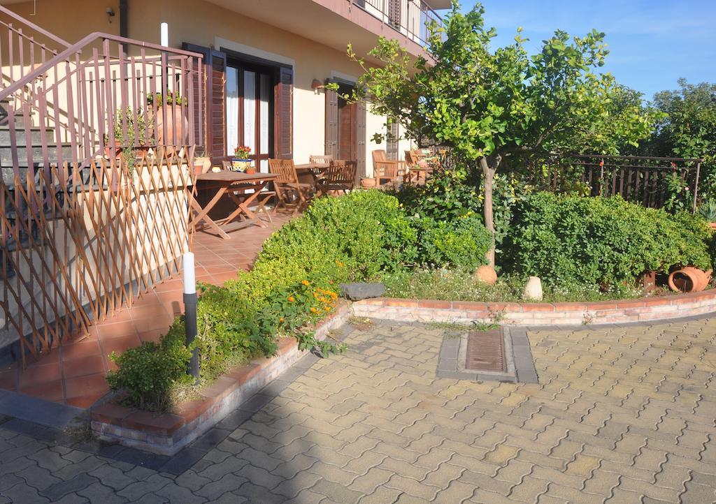 Etna Torre Del Grifo Bed and Breakfast Mascalucia Exterior foto